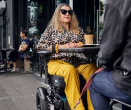 Rs wheelchair to go to cafes